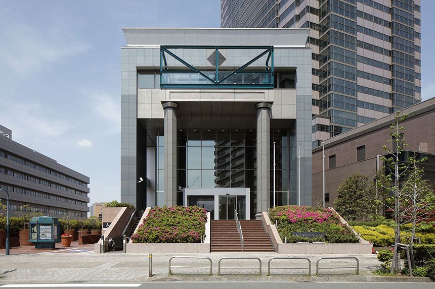 東京都写真美術館